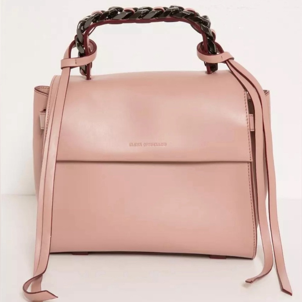 ELENA GHISELLINI Blush Leather
ANGEL S Sensua Gunmetal Chain
Handbag